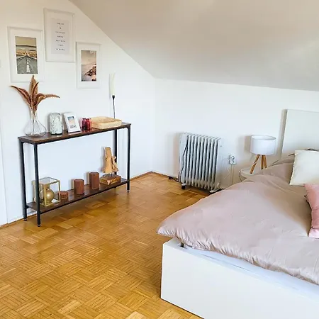 Dg R- Helle 40m2 2-zimmer Naehe Salzburg